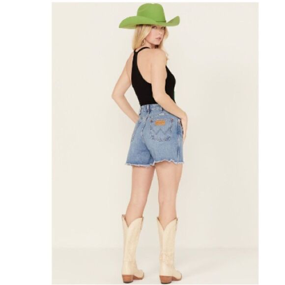 Wrangler Light Wash High Rise A-LineCutoff Donna Shorts Western Cowgirl Size W30 - Picture 4 of 10
